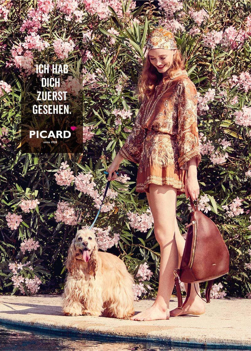 Picard-Tasche im Sommerlook